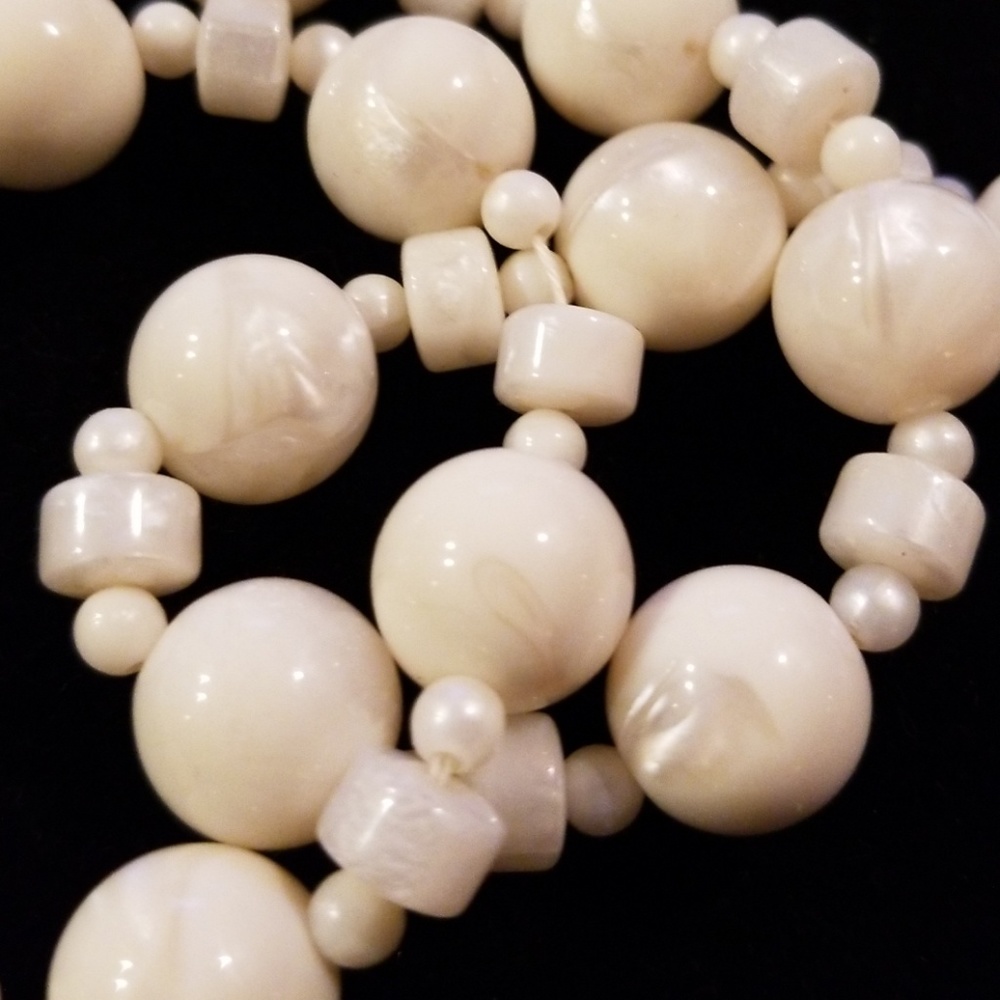 Necklace - Picture 3 of 5